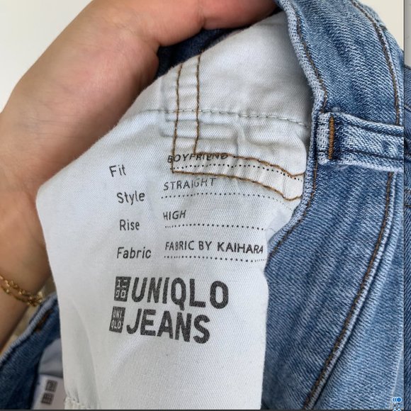 Uniqlo High Rise Boyfriend Dark Wash Jeans - Picture 5 of 9